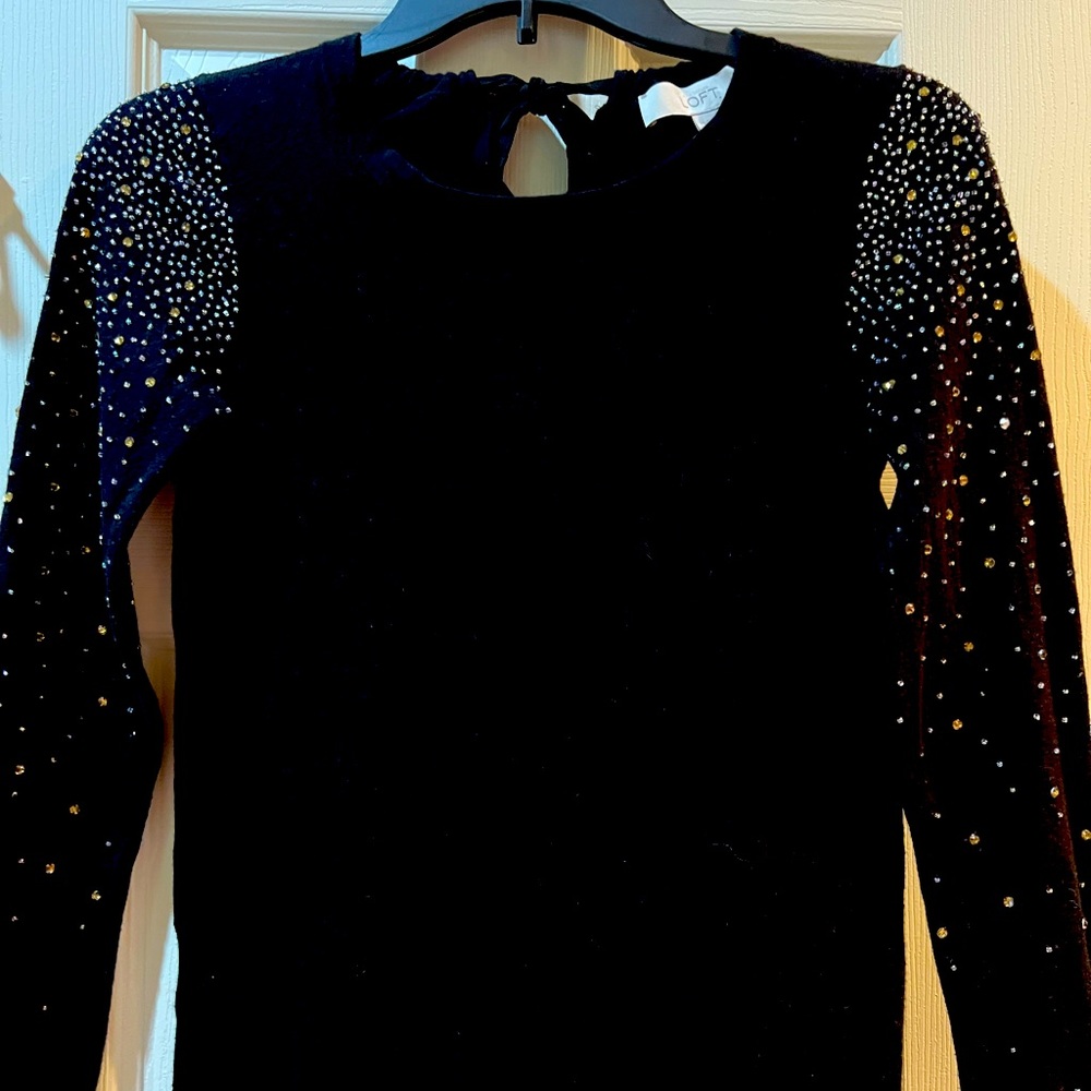 Beautiful Black Bling Sweater!